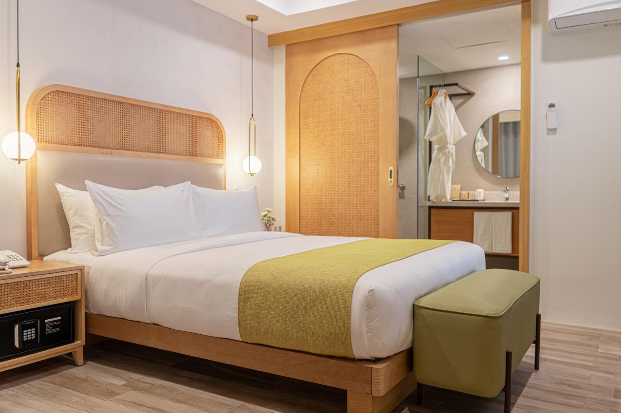 Hotel Mandarin Nest Boracay